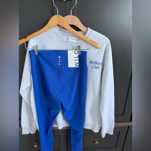 NWT • WILO the label Ribbed Blue Leggings & Gray Wellness Sweatshirt Set • M - Picture 1 of 11